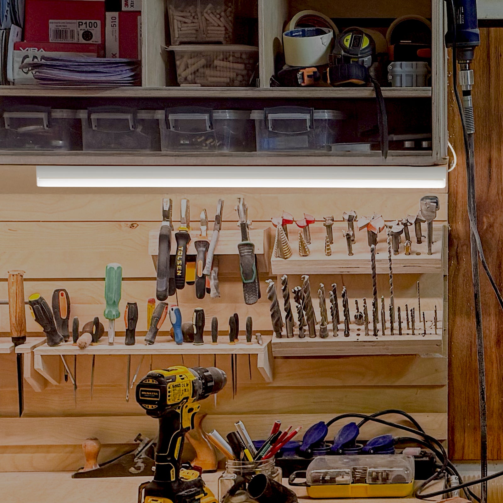 Arlec 120cm 40W CCT Smart LED Batten Light Wi-Fi home lighting Smart with Grid Connect