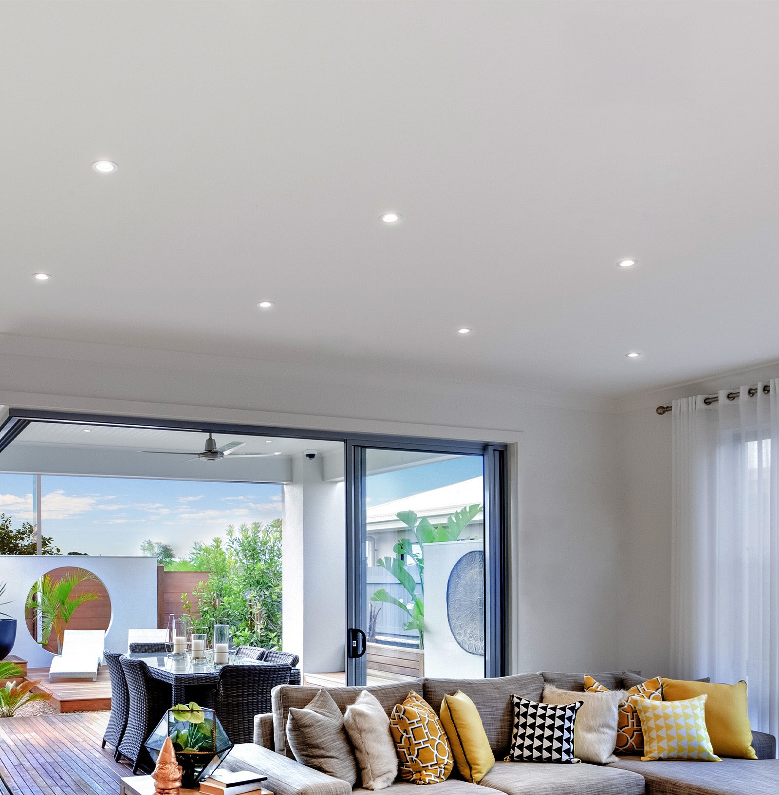 DETA 10W RGB+CCT Smart LED Downlight Wi-Fi colour lighting Smart with Grid Connect