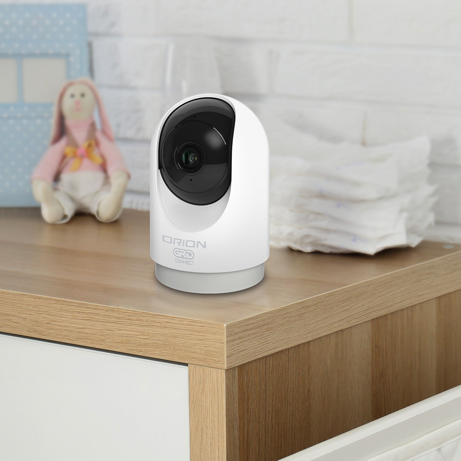 Orion 2K-Pro smart indoor pan and tilt Wi-Fi security camera, Grid Connect system